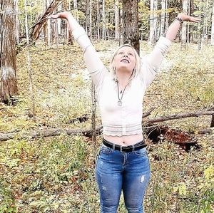 Meet your Posher, Cierra